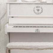 IOD Queen Bee Decor Stamp