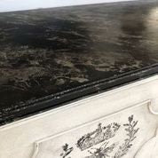 IOD Queen Bee Decor Stamp