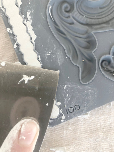 IOD Dainty Flourishes Decor Mould