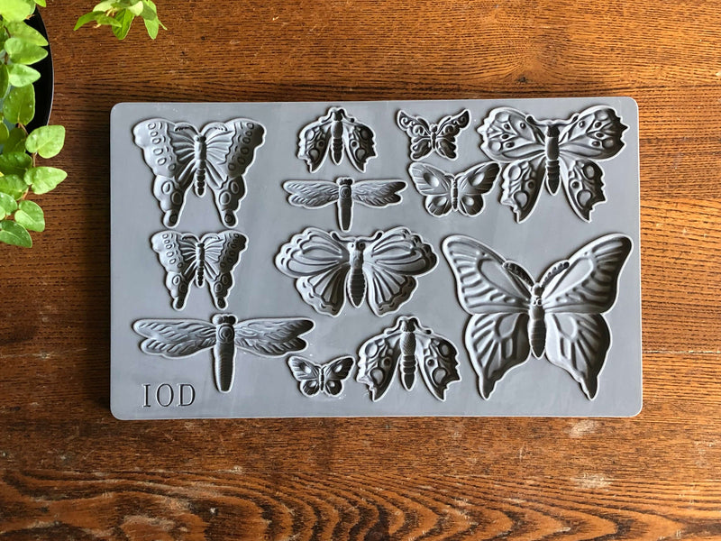 IOD Monarch Butterfly Decor Mould