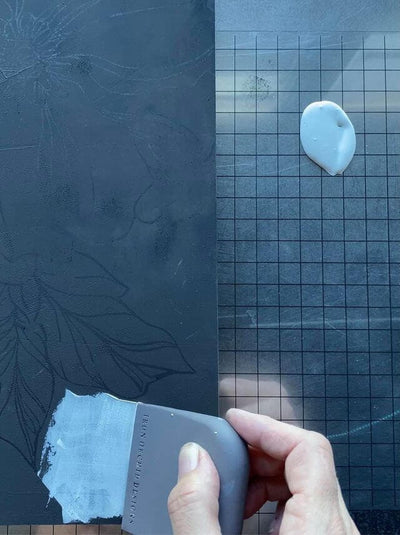 IOD Peonies Decor Stamp