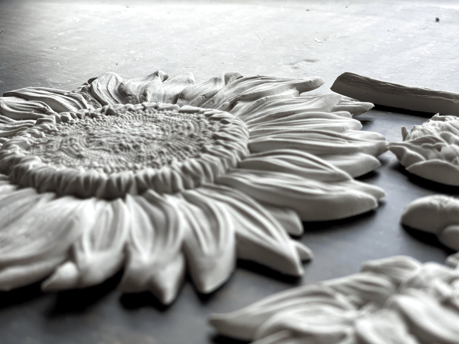 IOD Sunflower Decor Mould
