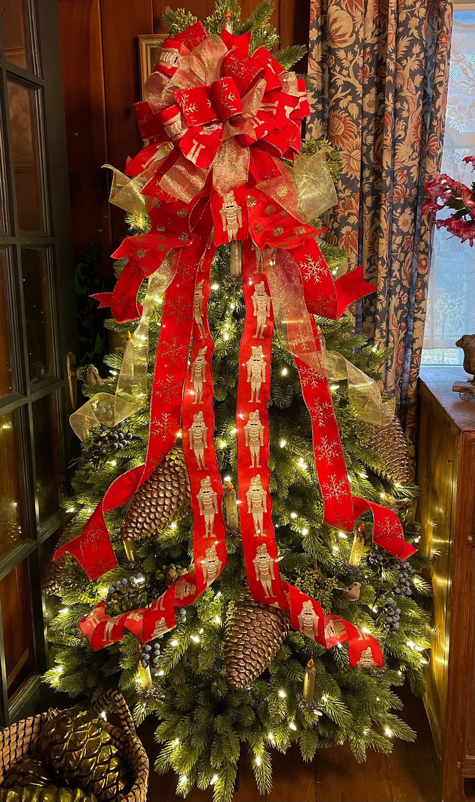 The Ludwig Red & Gold Christmas Tree Topper Bow