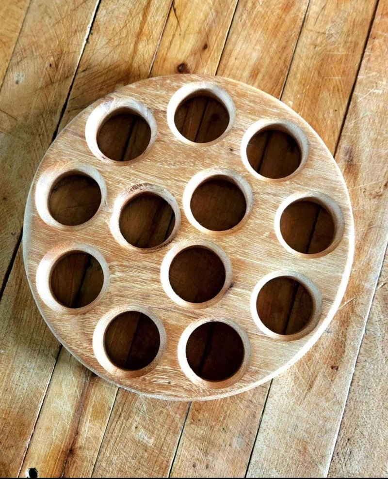 Handcrafted egg holder trivet