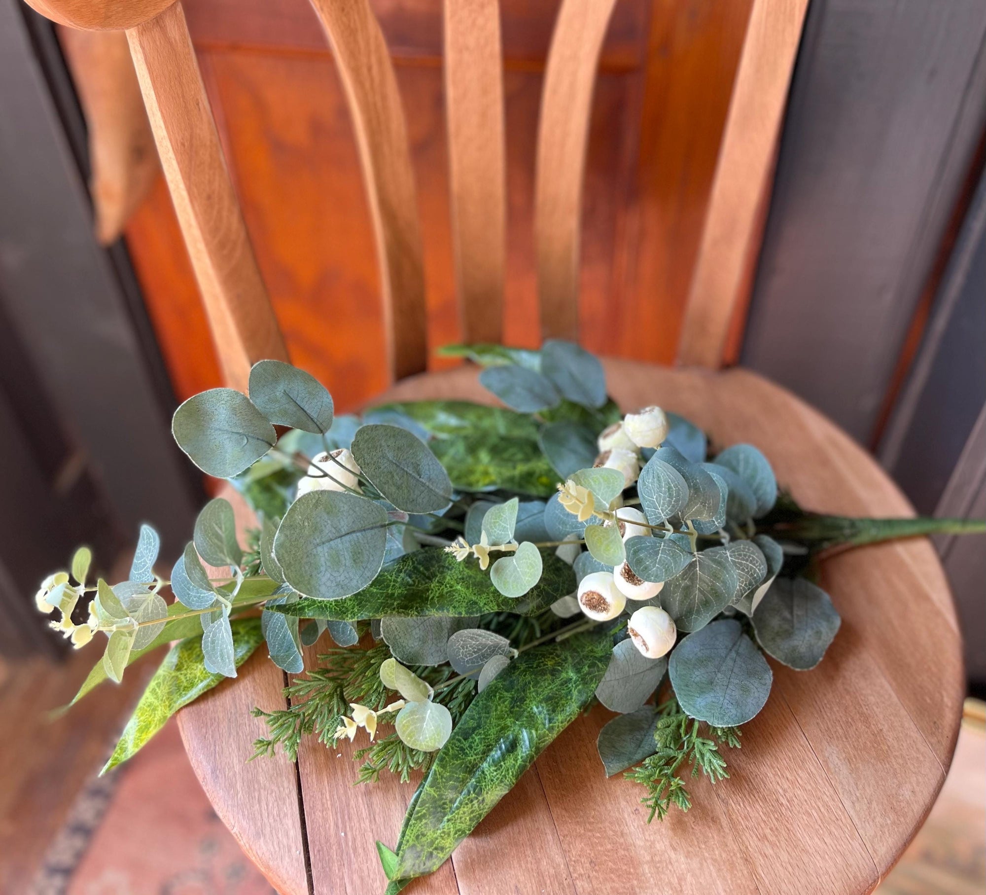 Artificial Eucalyptus Pod & Cedar Spray