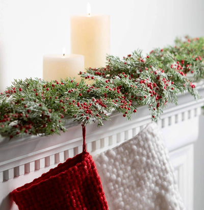 5 Foot Cedar Red Berry Christmas Garland