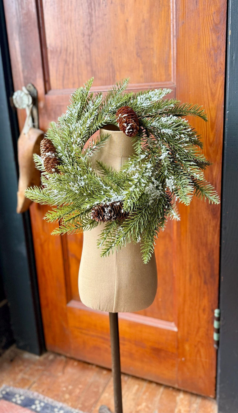 The Stephan Snowy Pine Candle Ring