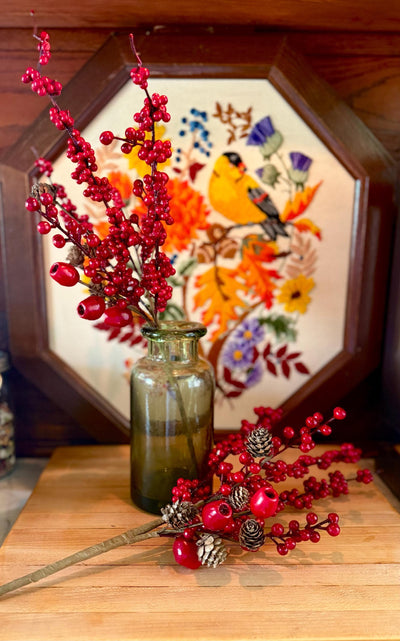 Artificial Red Berry Pod Pinecone Spray