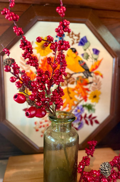 Artificial Red Berry Pod Pinecone Spray