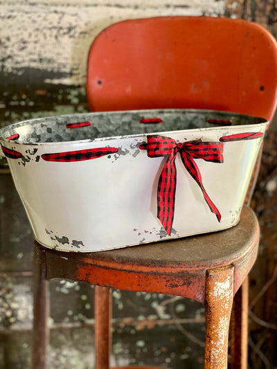 Distressed White Oval Tin Planter With Ribbon~Farmhouse XMAS tin planter, cabin decor, home decor~vintage style christmas planter