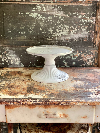 The Kinley White Distressed Metal Pedestal Stand